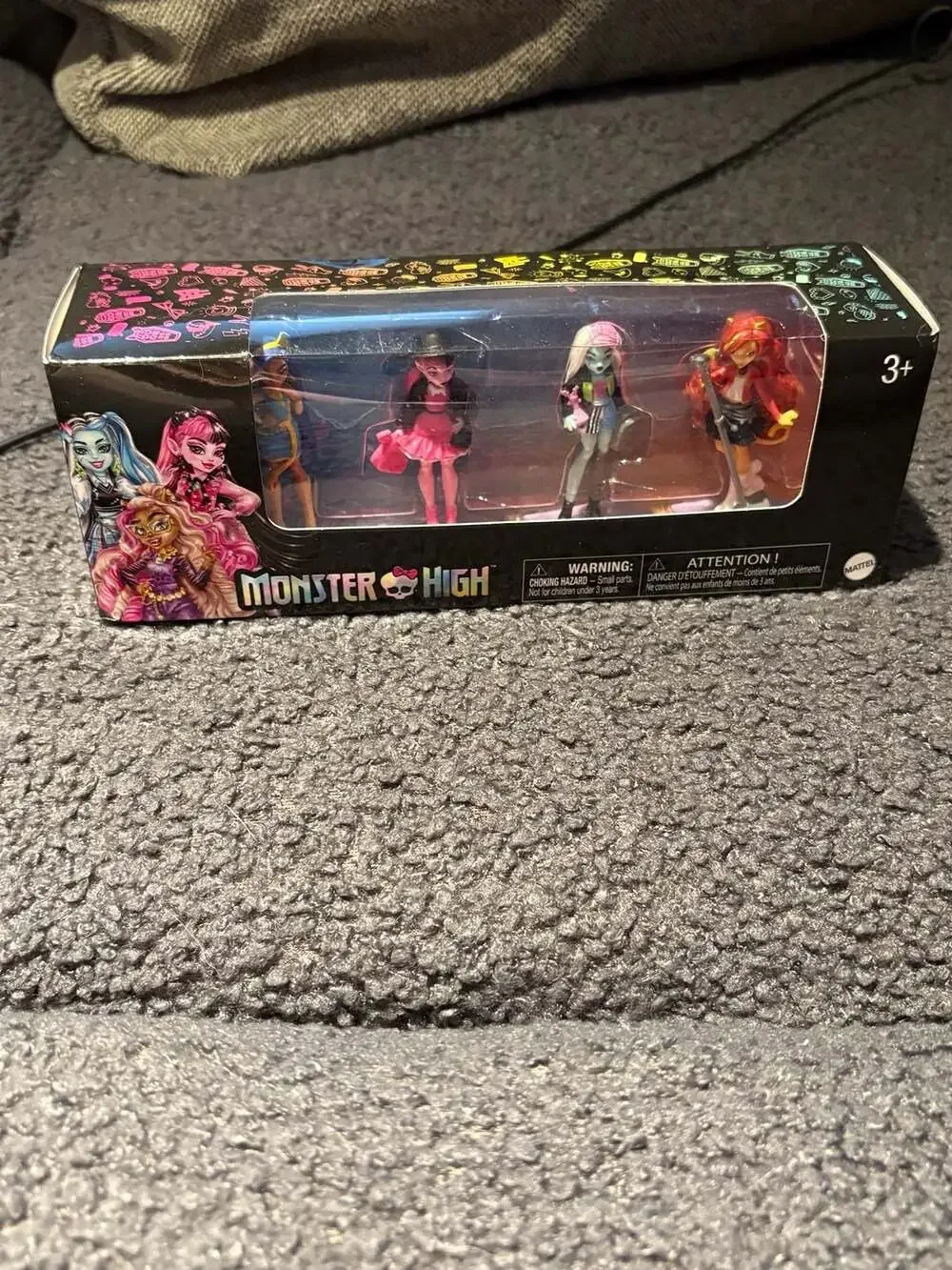 Monster High 4 pack dolls /